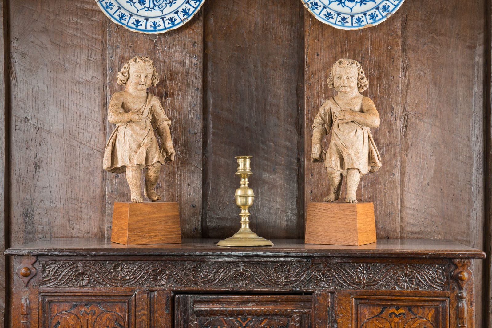 Pair of Renaissance carved sculptures