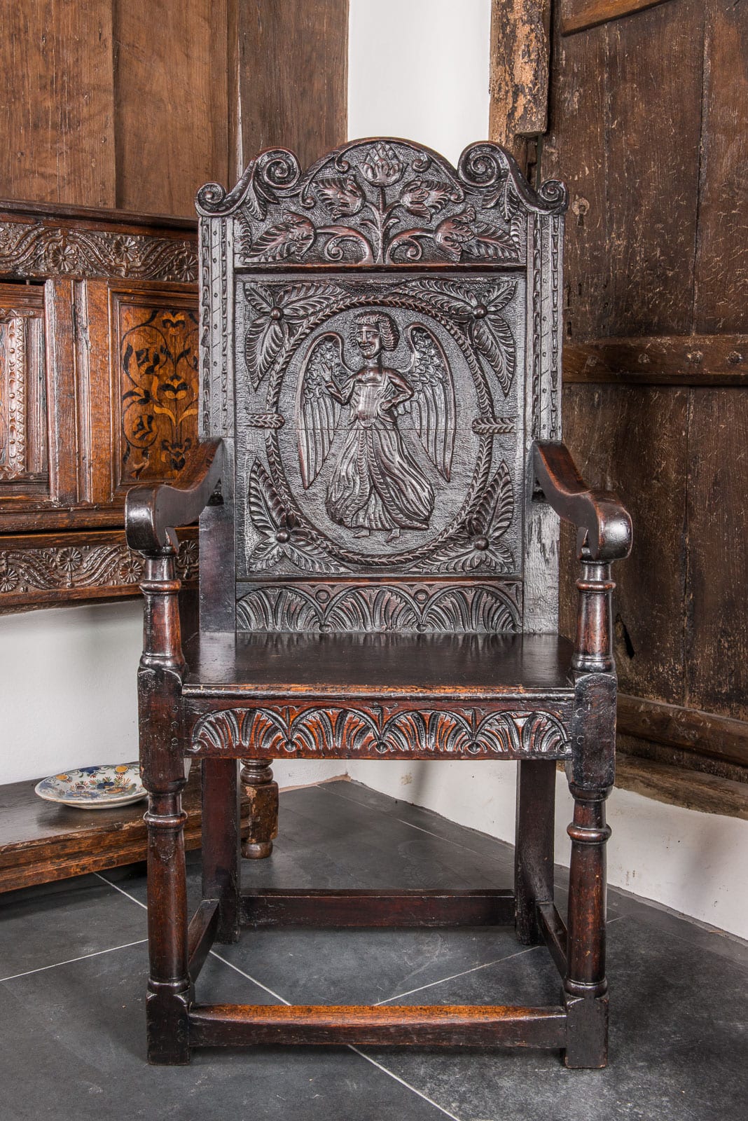 James I Exeter joined armchair