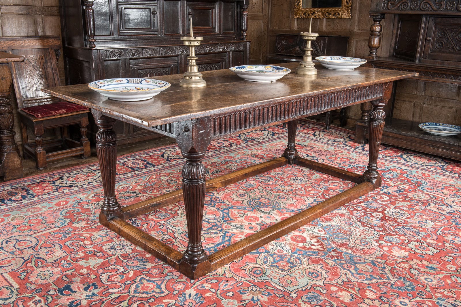 Elizabeth I table