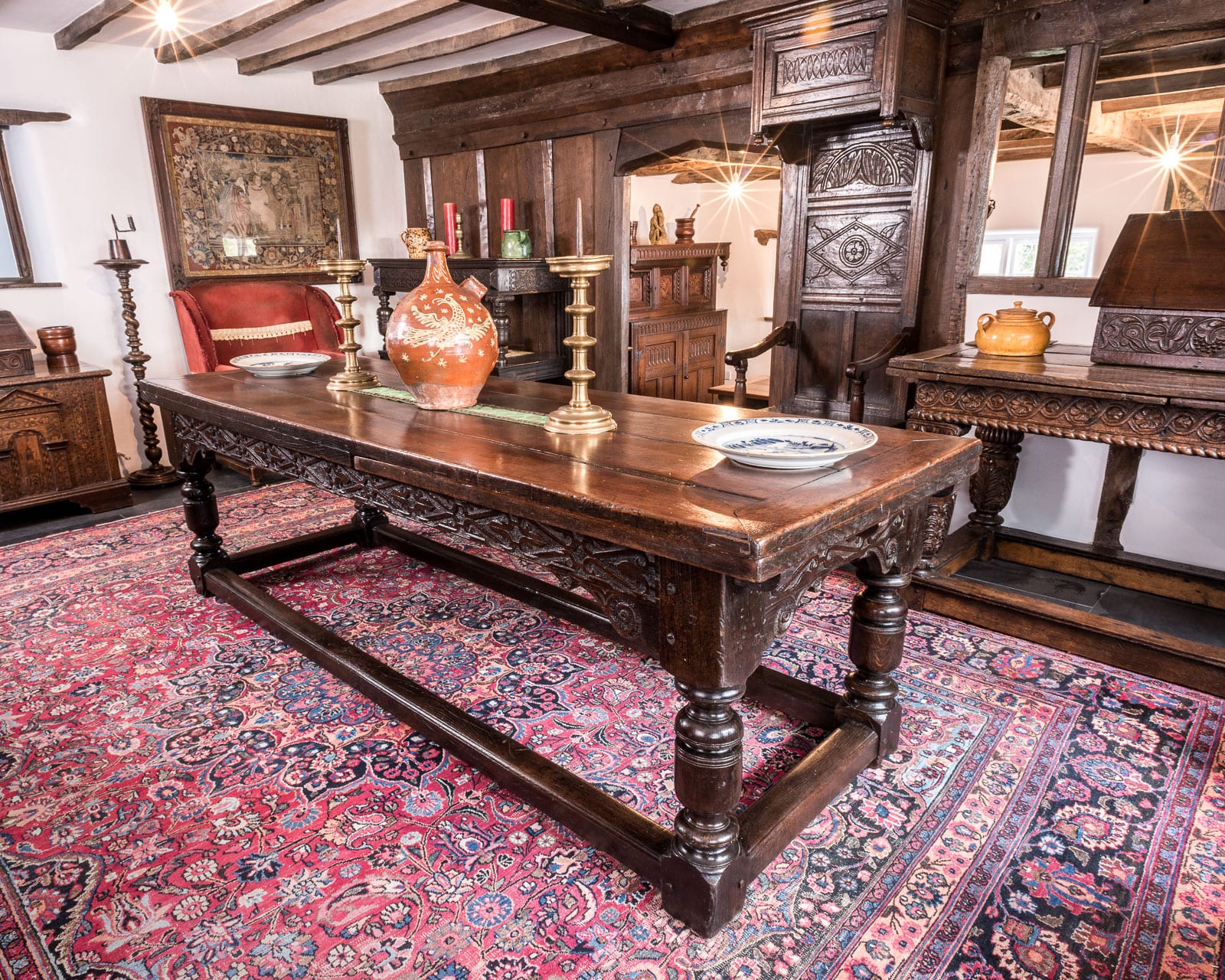 Charles I oak draw leaf table