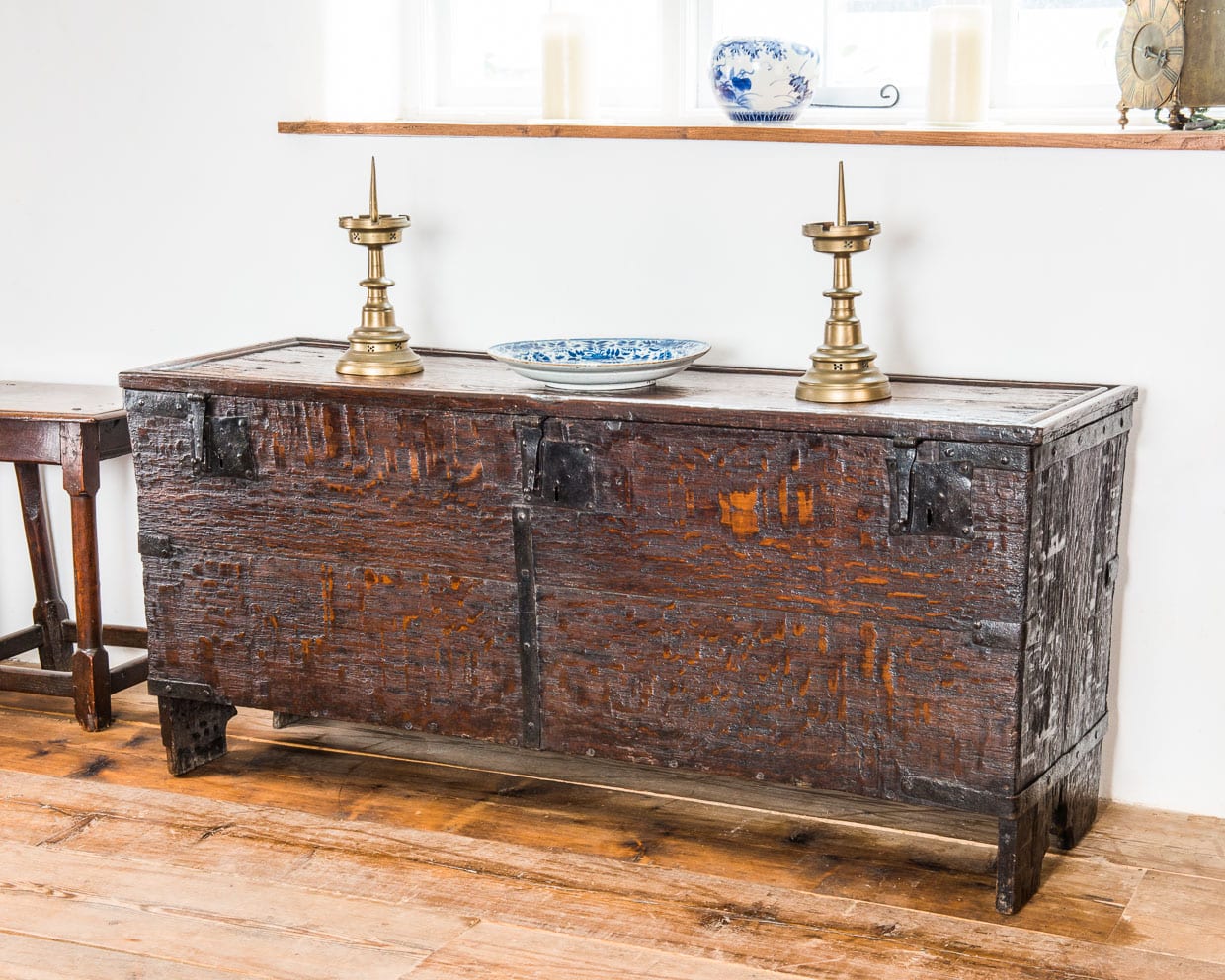 Henry VIII boarded oak chest