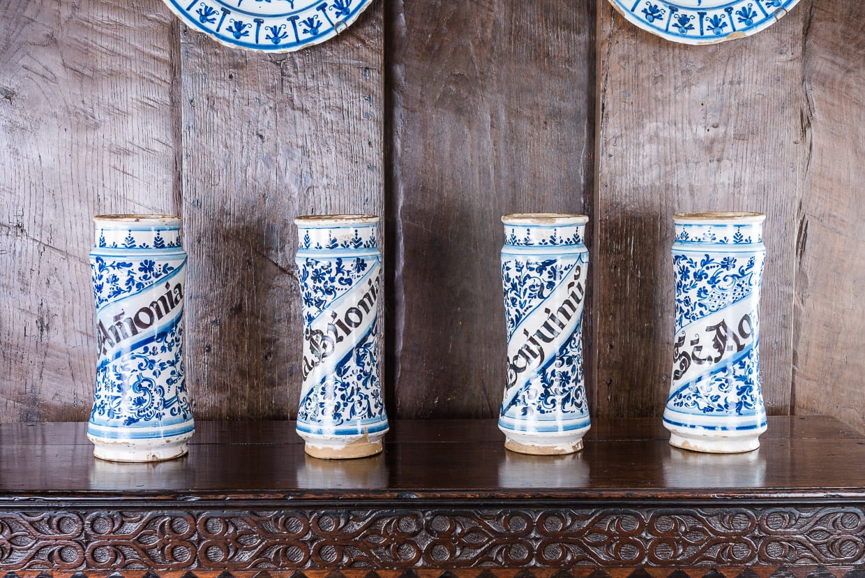 Set of Albarello drug jars