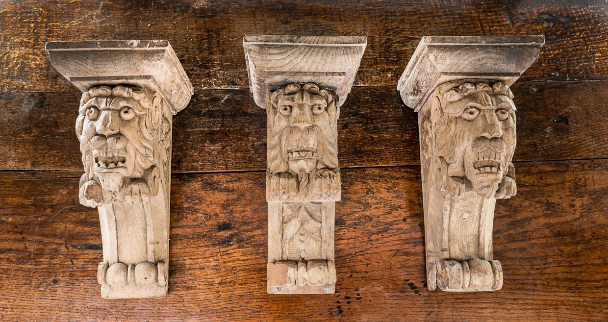 Elizabeth I lion corbels