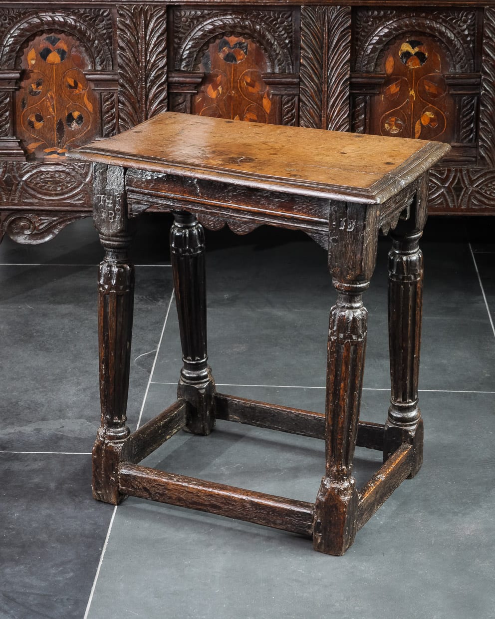 Elizabeth I joined oak stool