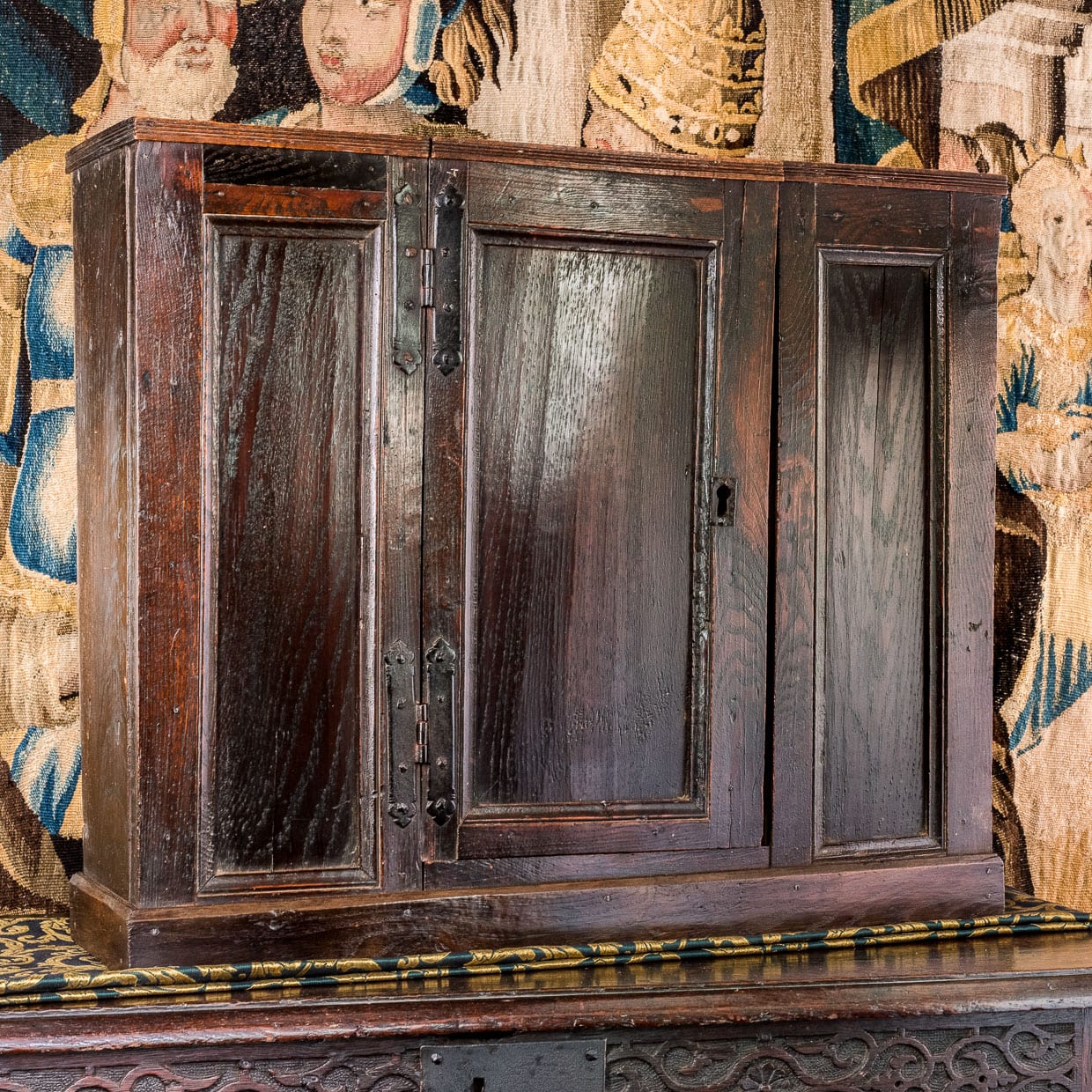 17th century oak wall cabinet