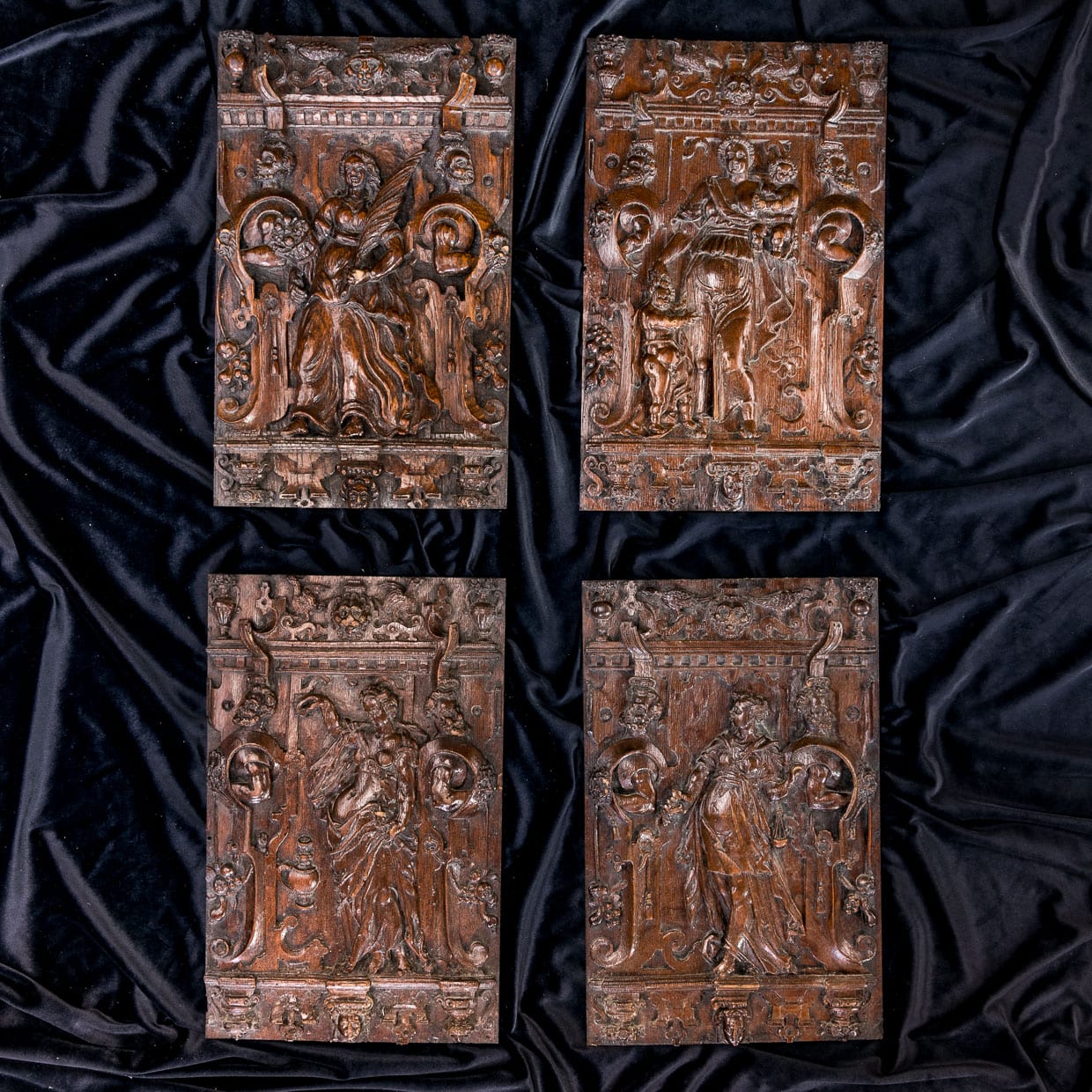French Renaissance carved oak panels