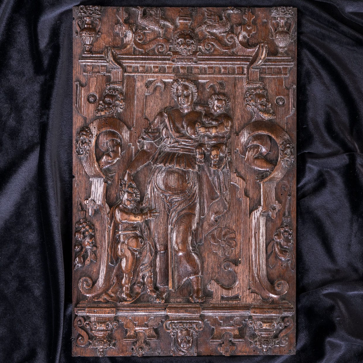 French Renaissance carved oak panels