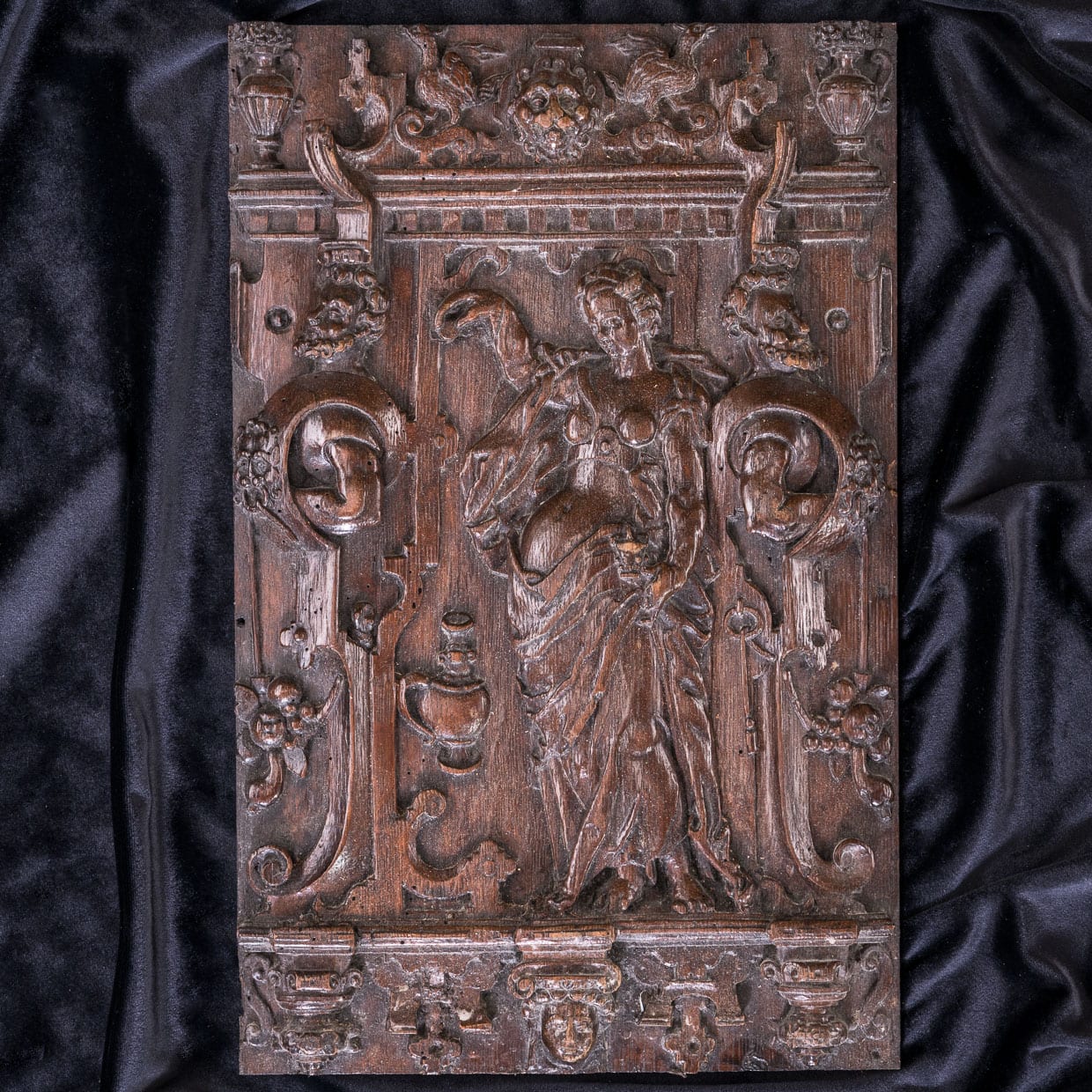 French Renaissance carved oak panels
