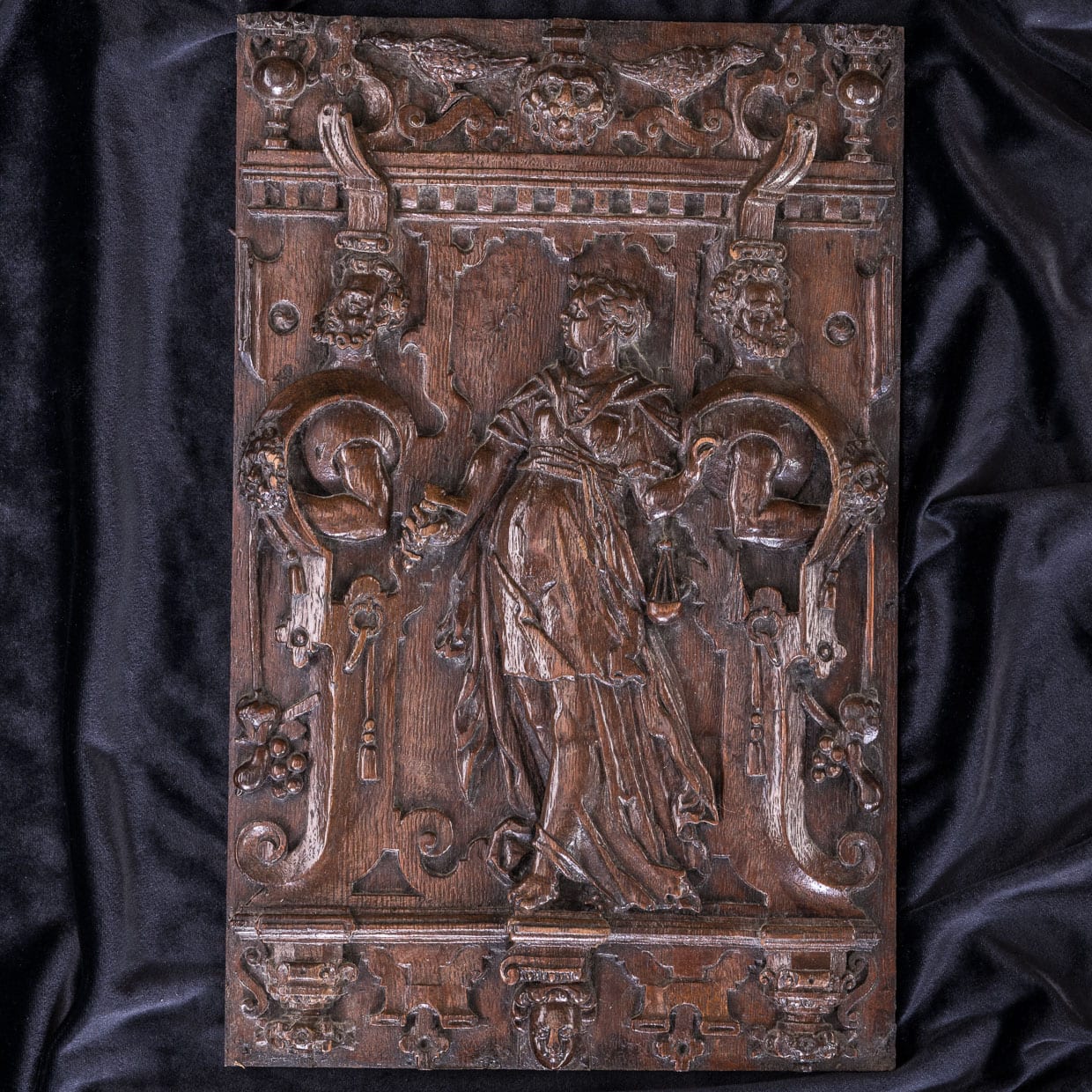French Renaissance carved oak panels