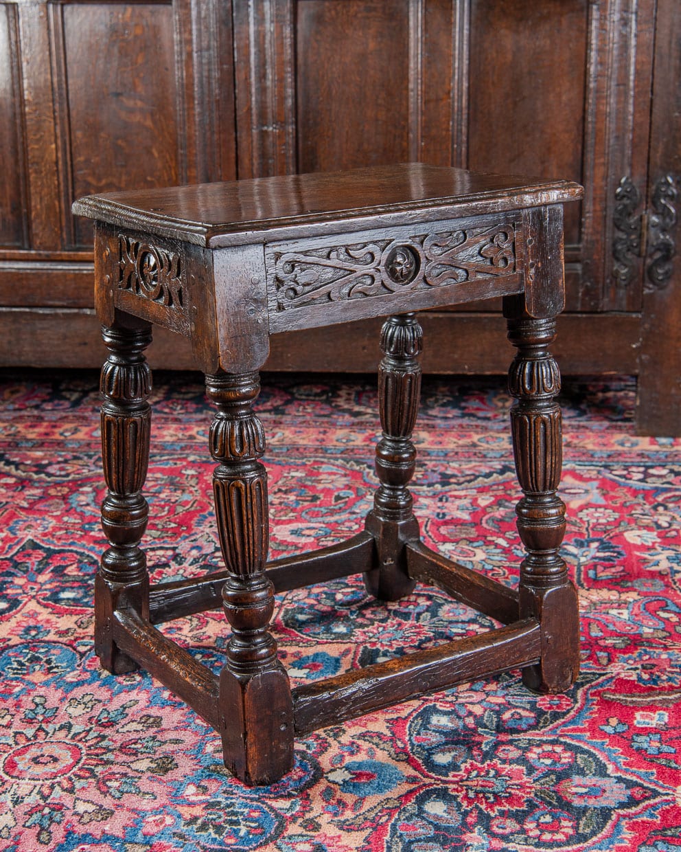 Elizabeth I joined oak stool
