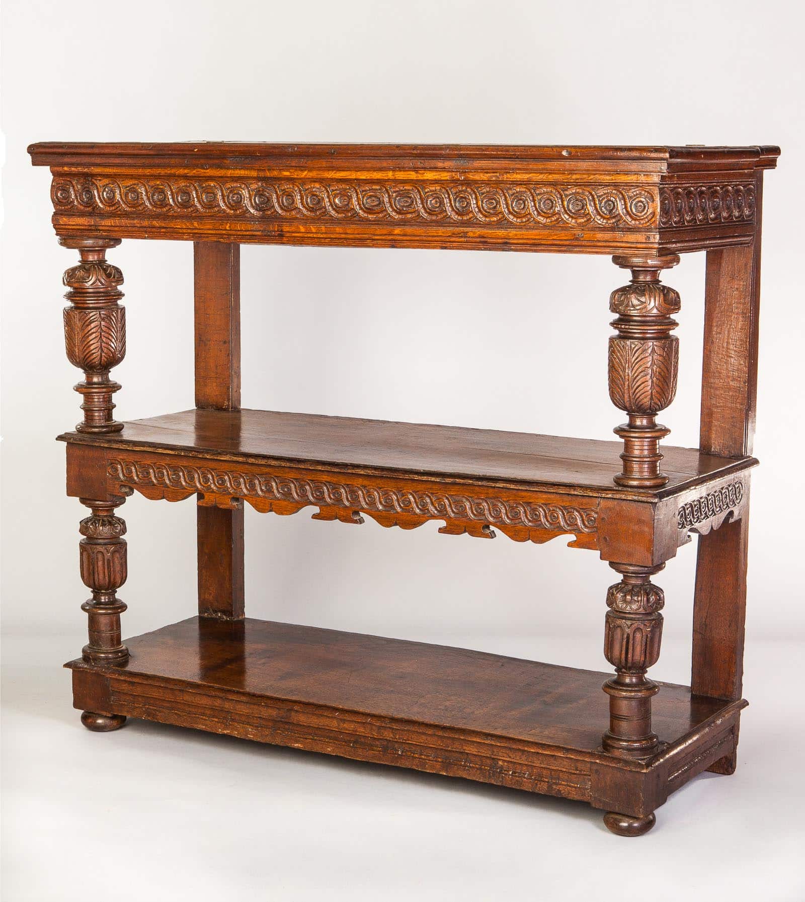 Elizabeth I three tier cup-board