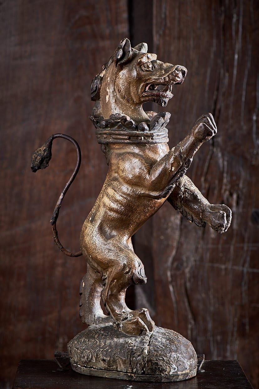 James I heraldic rampant lion