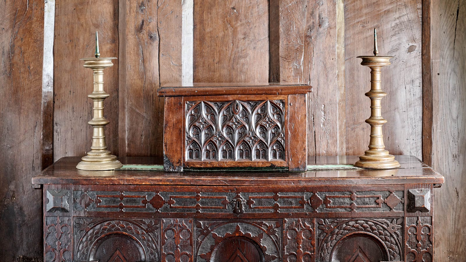 Late Gothic walnut box