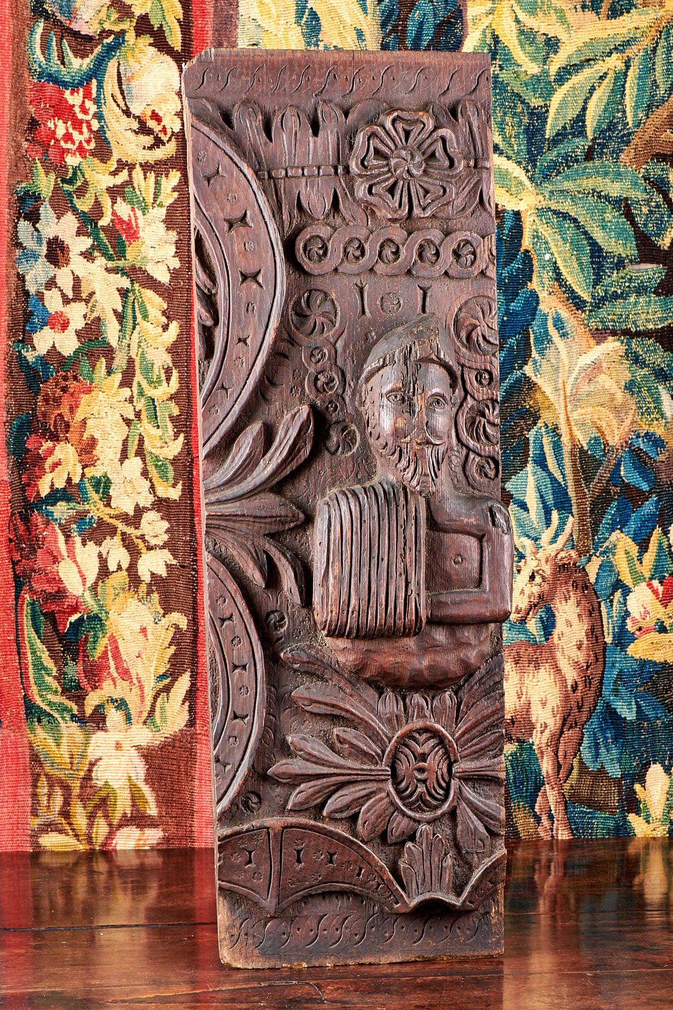 Elizabeth I oak carved panel