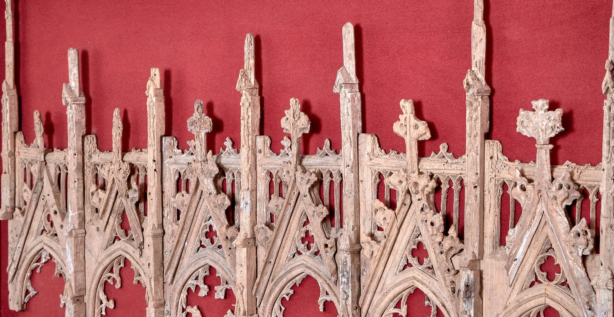 14th century oak tracery fragment