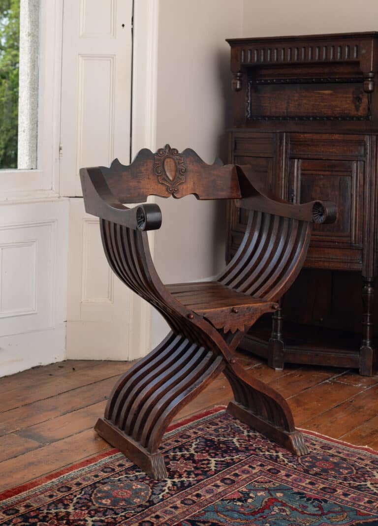 Italian Walnut Savonarola Chair, Mid-16th Century (c. 1540–1570)