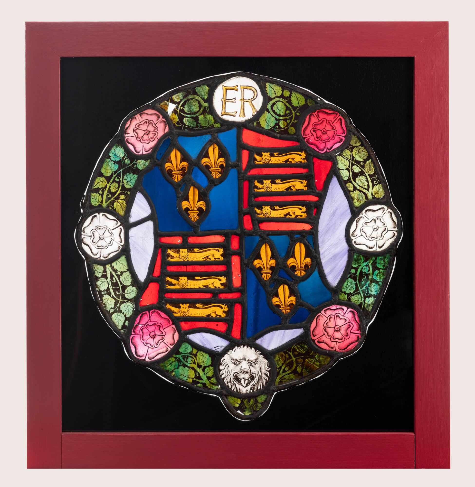 Royal Arms of Elizabeth I, Heraldic Stained Glass Roundel