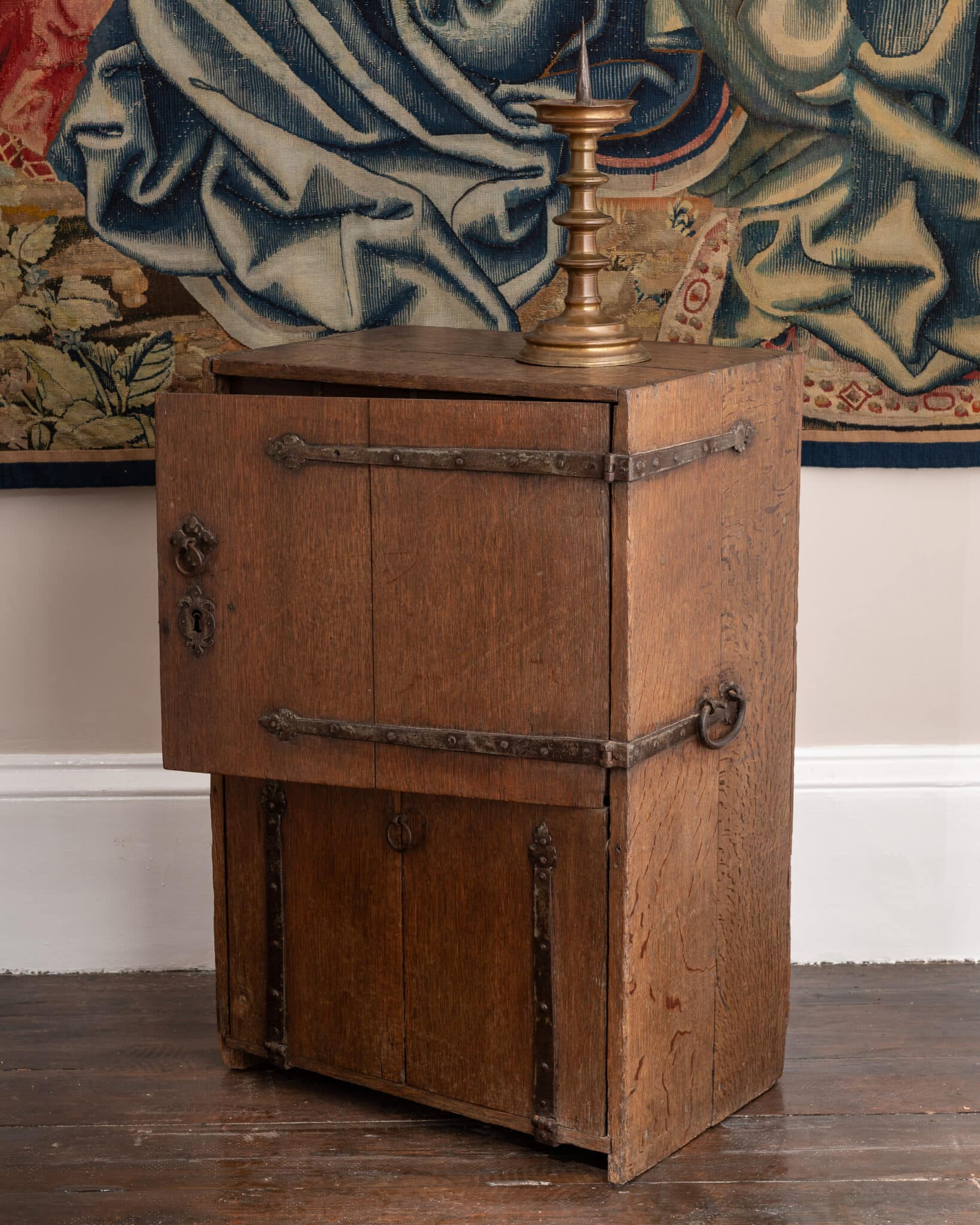 A Sixteenth-Century Oak Merchant’s Travelling Cabinet